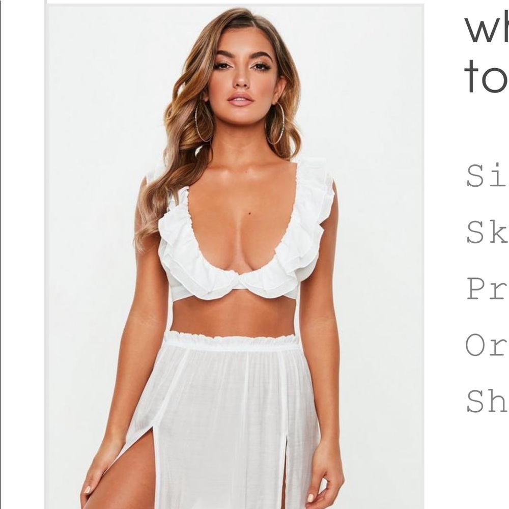 Ruffle cute top!